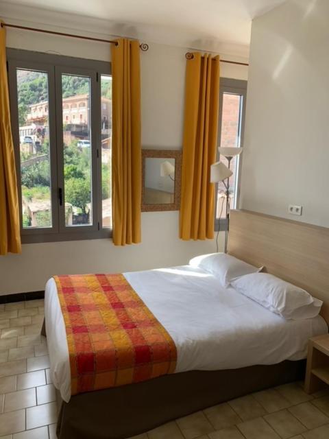 Hotel Colombo- Porto Corse Zewnętrze zdjęcie