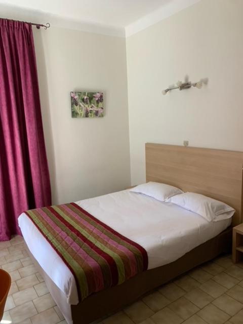 Hotel Colombo- Porto Corse Zewnętrze zdjęcie